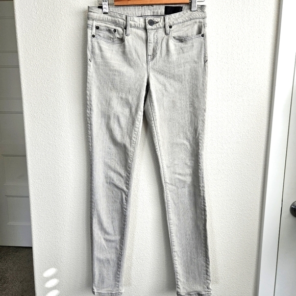 Vince Riley Skinny‎ Women's Light Gray Jeans. Size 26 - Picture 1 of 8